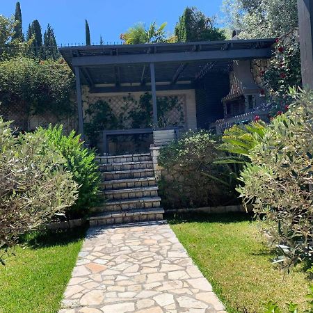 Villa Theosis Никиана Екстериор снимка